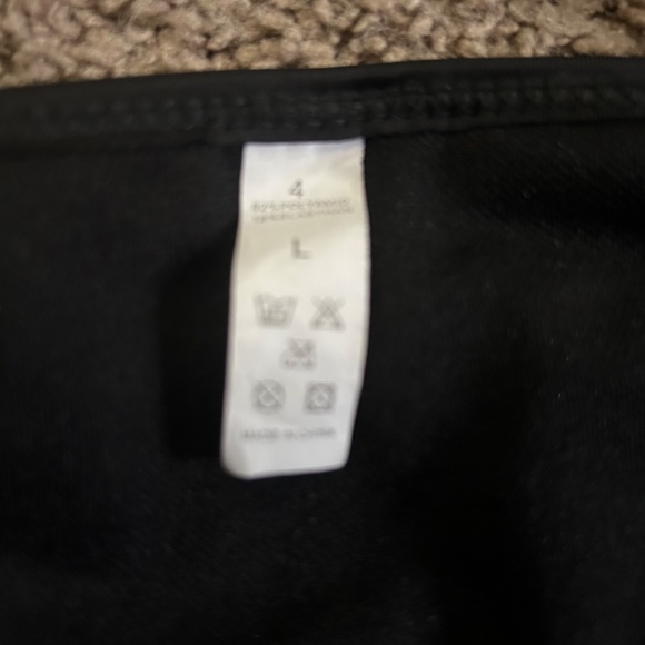 Bathing suit - Picture 3 of 3